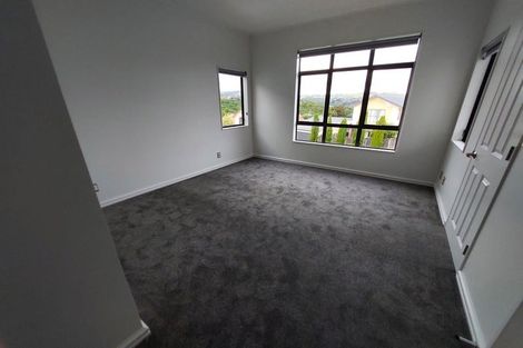 Photo of property in 6b Claverton Grove, Churton Park, Wellington, 6037