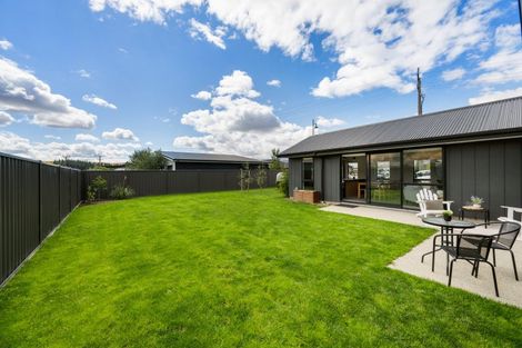Photo of property in 13 Phoenix Place, Cromwell, 9310
