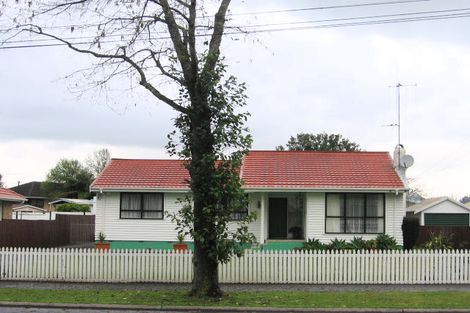 Photo of property in 76 Vardon Road, St Andrews, Hamilton, 3200