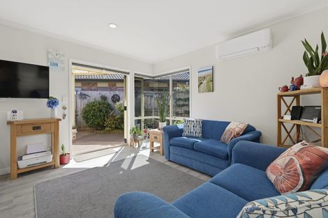 Photo of property in 58 Pacific Cove Drive, Papamoa Beach, Papamoa, 3118