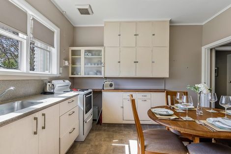 Photo of property in 338 Riverlaw Terrace, Saint Martins, Christchurch, 8022