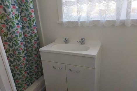 Photo of property in 97 Mcleod Road, Te Atatu South, Auckland, 0610