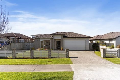 Photo of property in 13 Dromoland Drive, Flat Bush, Auckland, 2019
