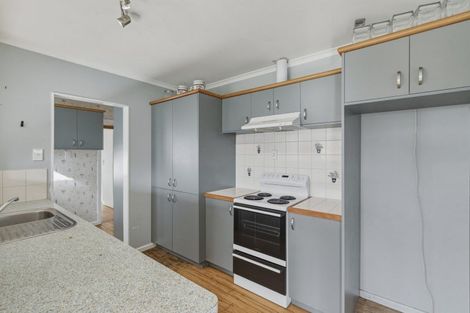 Photo of property in 9 Rangatira Road, Hunterville, 4730