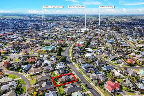 Photo of property in 99 Rototuna Road, Rototuna, Hamilton, 3210