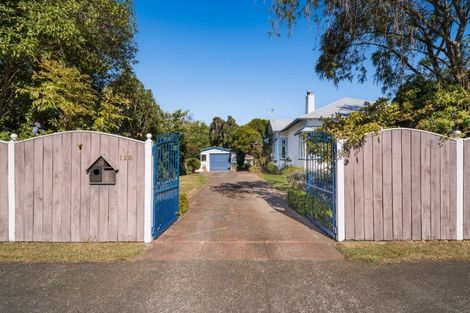 Photo of property in 136 Russell Street, Palmerston North, 4414