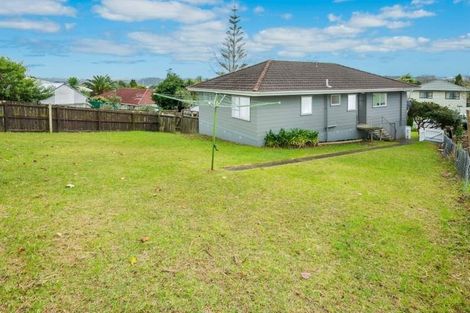 Photo of property in 5 Santiago Crescent, Unsworth Heights, Auckland, 0632