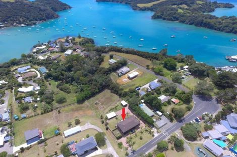 Photo of property in 18 Colonel Mould Drive, Mangonui, 0420