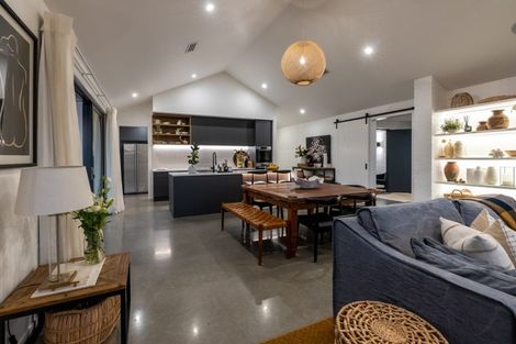 Photo of property in 25 Mike Smith Drive, Cambridge, 3434