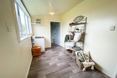 Photo of property in 15 Cole Street, Dannevirke, 4930