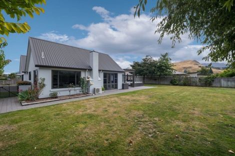 Photo of property in 58 Erskine Street, Lake Hayes, Queenstown, 9304