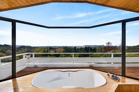 Photo of property in 79 Poraiti Road, Poraiti, Napier, 4182