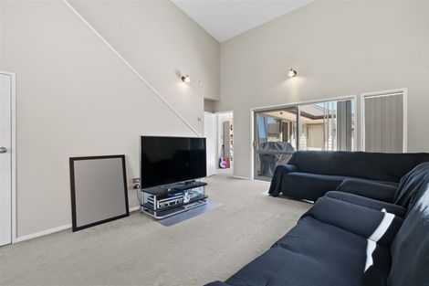 Photo of property in 7 Takahe Avenue, Takanini, 2112