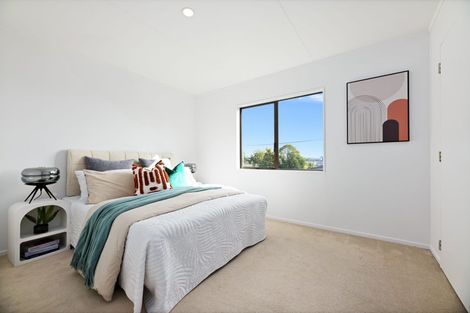 Photo of property in 2/33 Lavelle Road, Henderson, Auckland, 0612