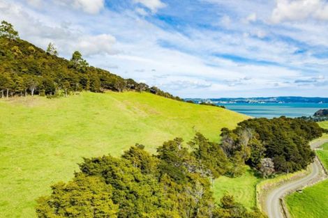 Photo of property in 1188e Tinopai Road, Tinopai, 0593