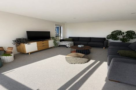 Photo of property in 2 Shelduck Road, Jacks Point, 9371