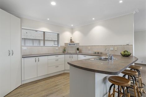 Photo of property in 61a Beach Road, Otumoetai, Tauranga, 3110
