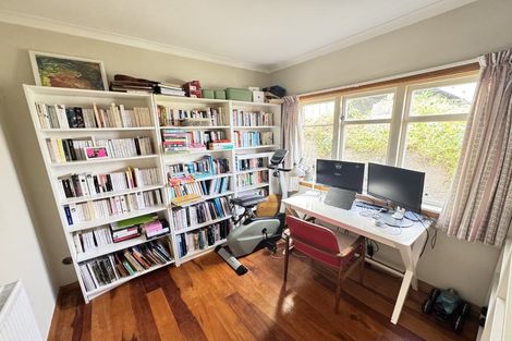 Photo of property in 111 Nevay Road, Miramar, Wellington, 6022