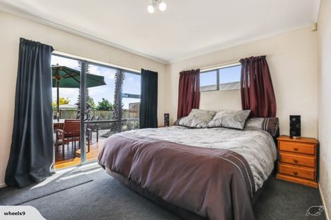 Photo of property in 34 Puriri Road, Pukekohe, 2120