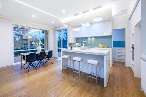 Photo of property in 72 Bur Oak Terrace, Schnapper Rock, Auckland, 0632