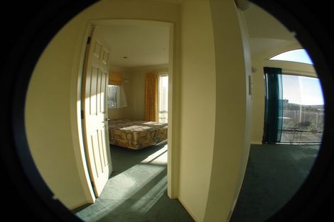 Photo of property in 41 Lanyon Place, Whitby, Porirua, 5024