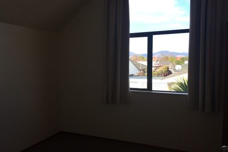 Photo of property in 2/30 Picton Avenue, Riccarton, Christchurch, 8011