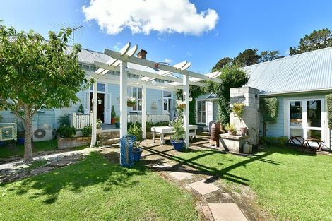 Photo of property in 2b Mcleod Street, Helensville, 0800