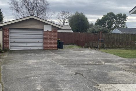 Photo of property in 58 Greendale Avenue, Avonhead, Christchurch, 8042