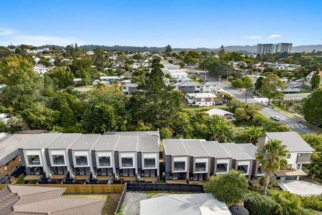 Photo of property in 8/39 Brandon Road, Glen Eden, Auckland, 0602