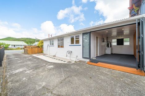 Photo of property in 150 Dowse Drive, Maungaraki, Lower Hutt, 5010