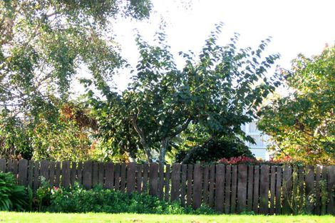 Photo of property in 63 Martin Road, Paraparaumu Beach, Paraparaumu, 5032