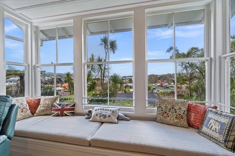 Photo of property in 28 Fifth Avenue, Avenues, Whangarei, 0110