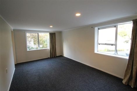 Photo of property in 5 Lysander Crescent, Beach Haven, Auckland, 0626