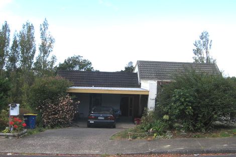Photo of property in 2/2 Braund Place, Glenfield, Auckland, 0629