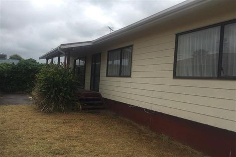Photo of property in 2/139 Clevedon Road, Papakura, 2110