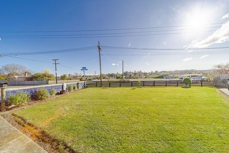 Photo of property in 10 Bibby Street, Waipawa, 4210