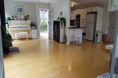 Photo of property in 6 Hobby Avenue, Birkdale, Auckland, 0626