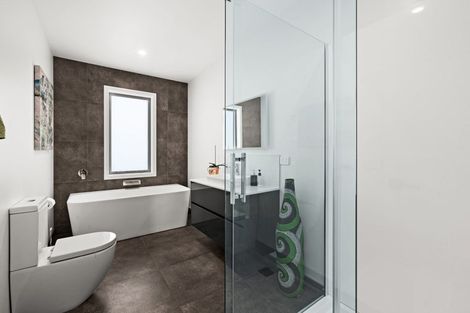 Photo of property in 143 Arataki Road, Havelock North, 4130