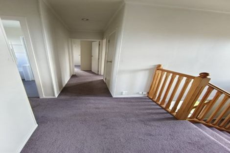 Photo of property in 1/3 Sunset Road, Totara Vale, Auckland, 0632