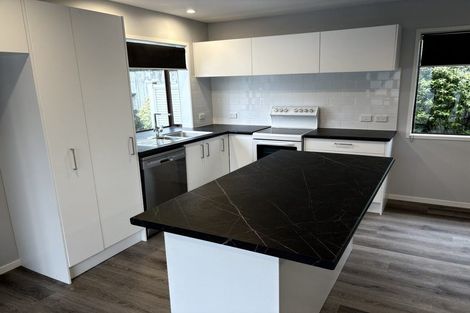 Photo of property in 1 Hellyers Street, Birkdale, Auckland, 0626