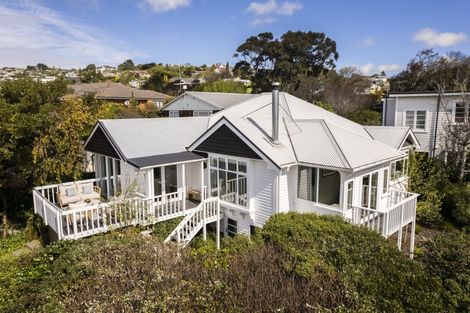 Photo of property in 2 Whareora Terrace, Cashmere, Christchurch, 8022