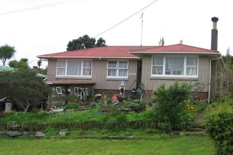 Photo of property in 42 Puriri Street, Helensville, 0800