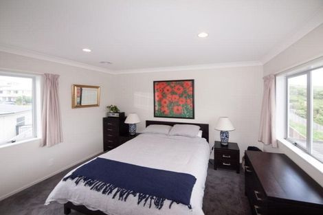 Photo of property in 10 Didsbury Grove, Churton Park, Wellington, 6037