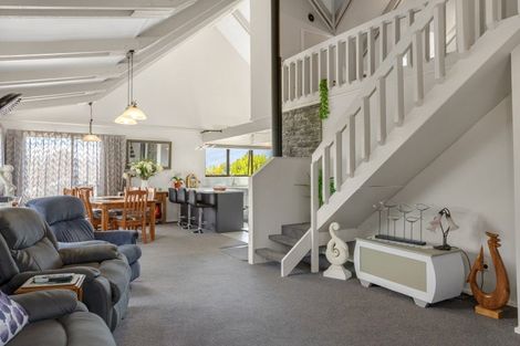 Photo of property in 92 Henley Street, Westport, 7825