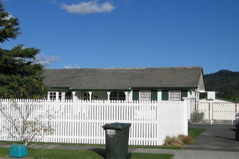 Photo of property in 4 Mataura Grove, Wainuiomata, Lower Hutt, 5014