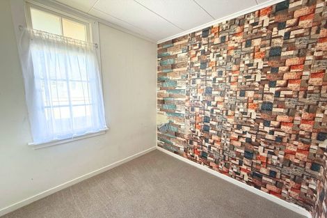 Photo of property in 7a Karaka Street, Castlecliff, Whanganui, 4501