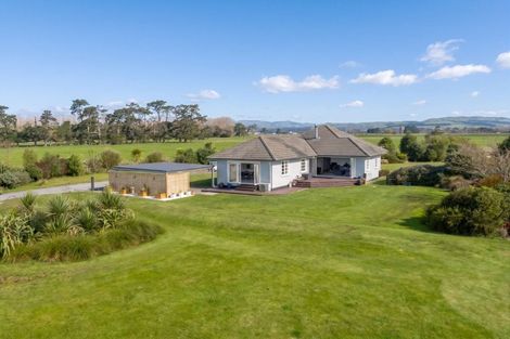 Photo of property in 162 Para Road, Waihakeke, Carterton, 5792