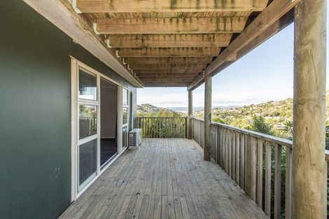 Photo of property in 41 Chartwell Drive, Crofton Downs, Wellington, 6035