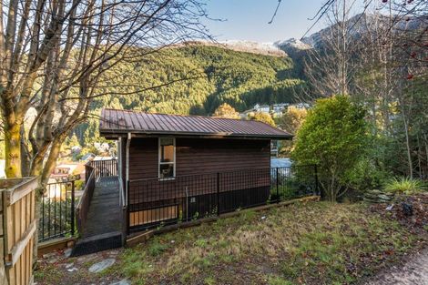 Photo of property in 255c Fernhill Road, Sunshine Bay, Queenstown, 9300