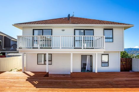 Photo of property in 6 Tamahine Street, Maupuia, Wellington, 6022